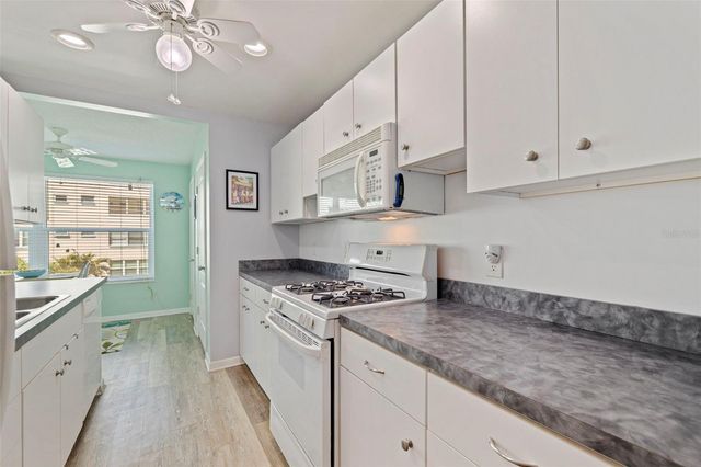 2960 59TH STREET S 210, Gulfport, FL 33707