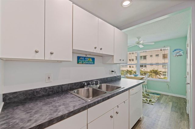 2960 59TH STREET S 210, Gulfport, FL 33707