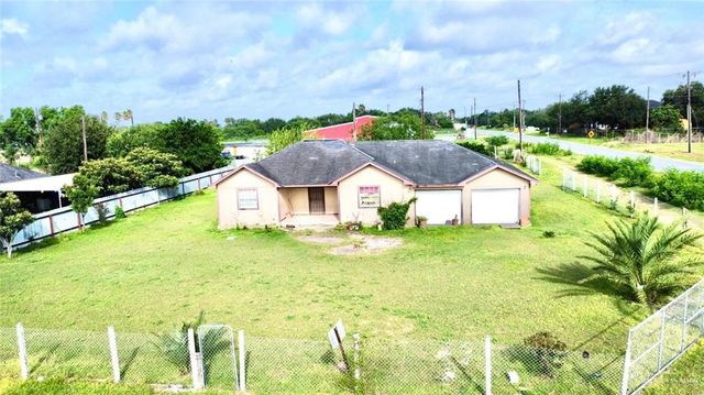 6915 Calle De Rebecca Street, Edinburg, TX 78542