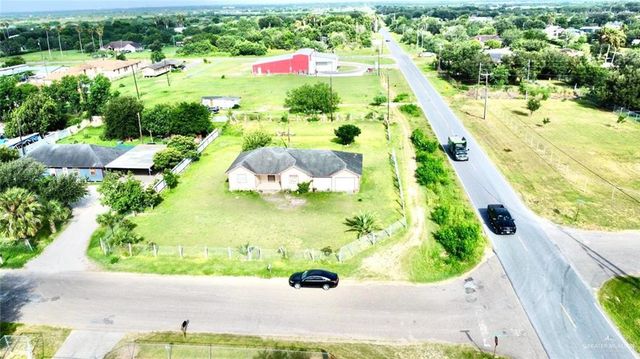6915 Calle De Rebecca Street, Edinburg, TX 78542
