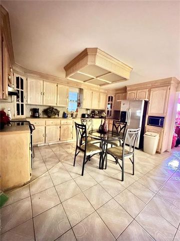 6915 Calle De Rebecca Street, Edinburg, TX 78542