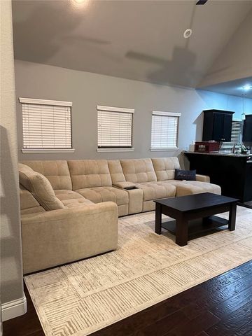 3201 SW Stoneway Avenue, Bentonville, AR 72713