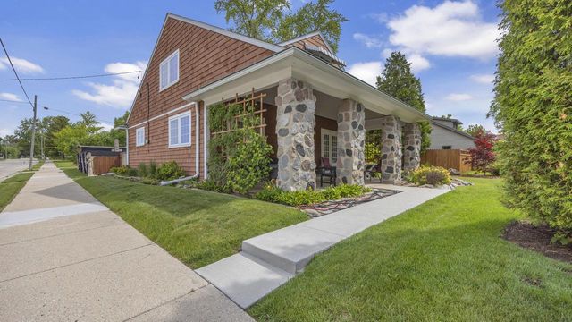 548 Whitcomb AVENUE, Sheboygan, WI 53081