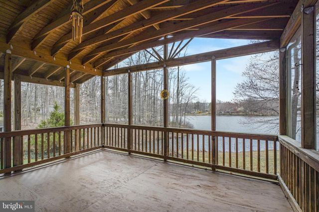 1022 LAKEVIEW DR, Stafford, VA 22556