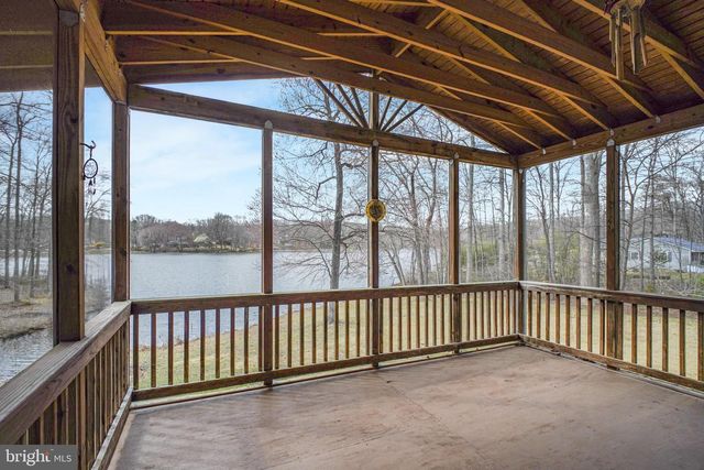 1022 LAKEVIEW DR, Stafford, VA 22556