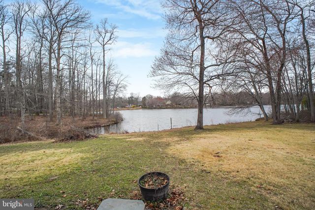 1022 LAKEVIEW DR, Stafford, VA 22556