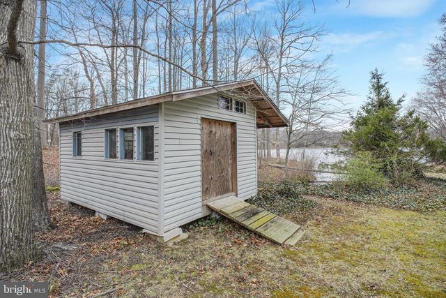 1022 LAKEVIEW DR, Stafford, VA 22556