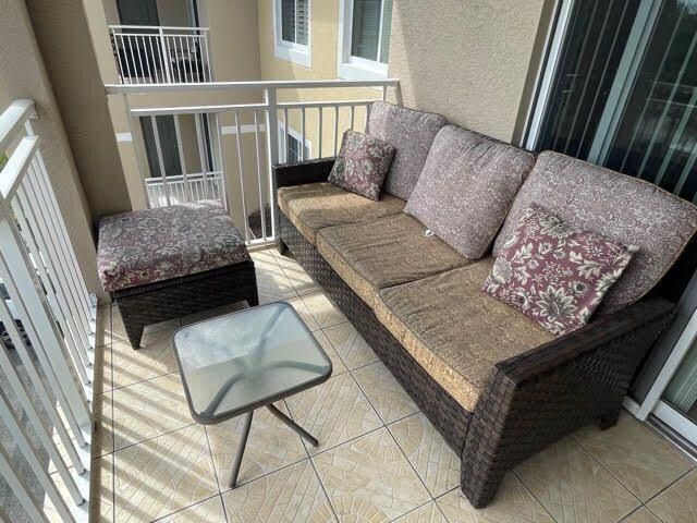 6530 Emerald Dunes Drive 303, West Palm Beach, FL 33411