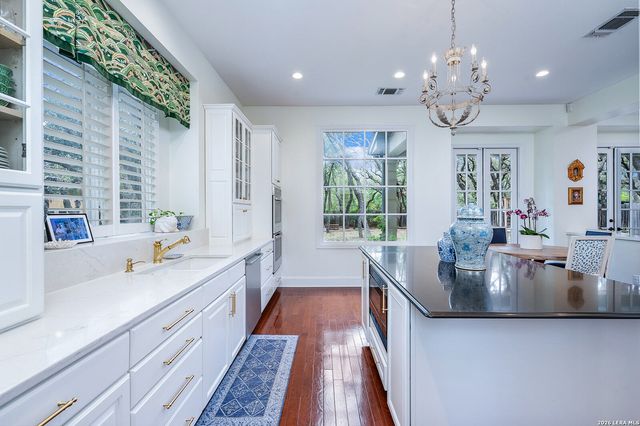 15906 NW MILITARY HWY, San Antonio, TX 78231