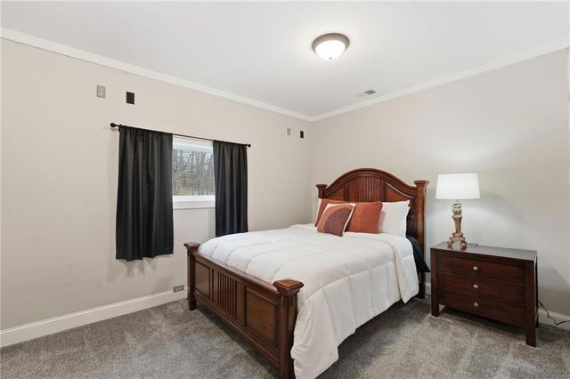 11155 Hubbard Road, Kansas City, KS 66109