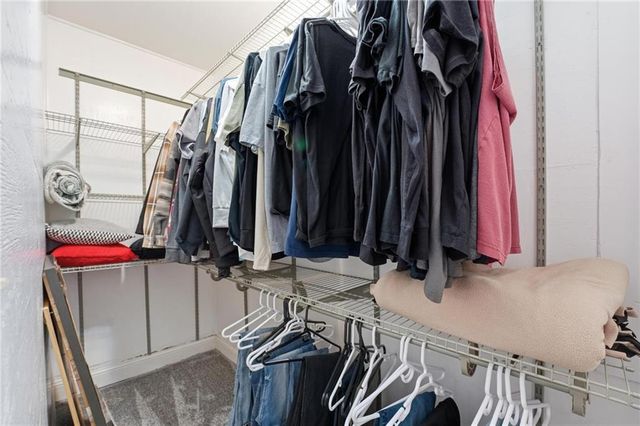 11155 Hubbard Road, Kansas City, KS 66109