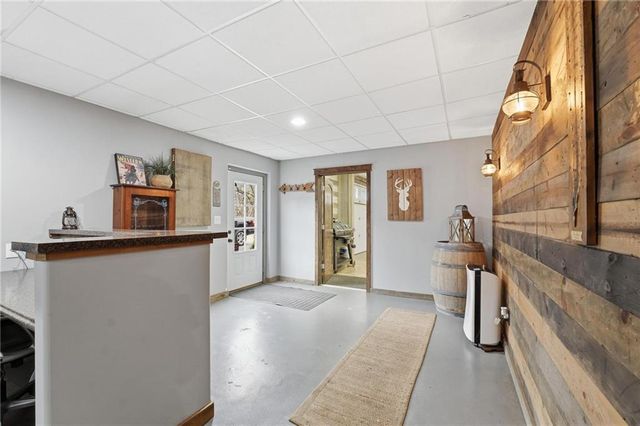 11155 Hubbard Road, Kansas City, KS 66109