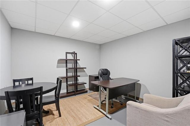 11155 Hubbard Road, Kansas City, KS 66109