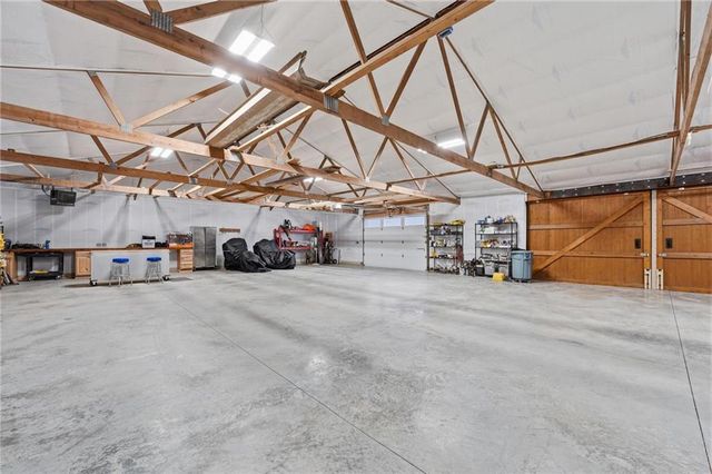 11155 Hubbard Road, Kansas City, KS 66109