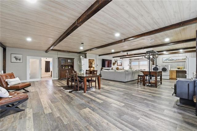 11155 Hubbard Road, Kansas City, KS 66109