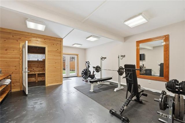 11155 Hubbard Road, Kansas City, KS 66109