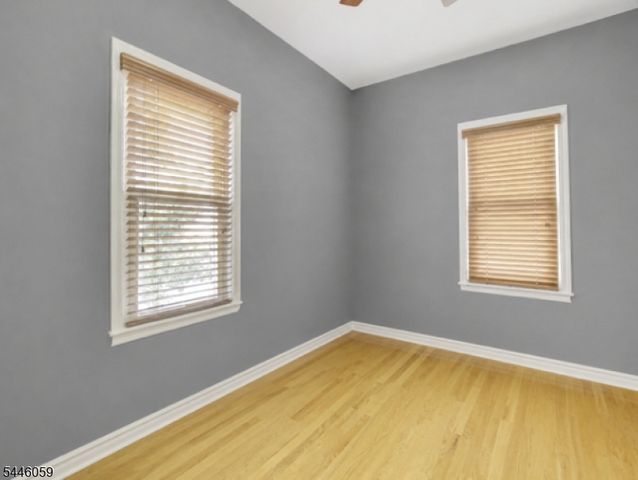 564 Passaic Ave, Kenilworth Boro, NJ 07033