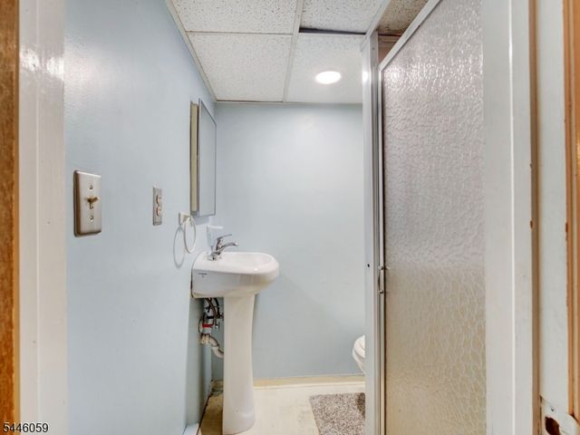 564 Passaic Ave, Kenilworth Boro, NJ 07033