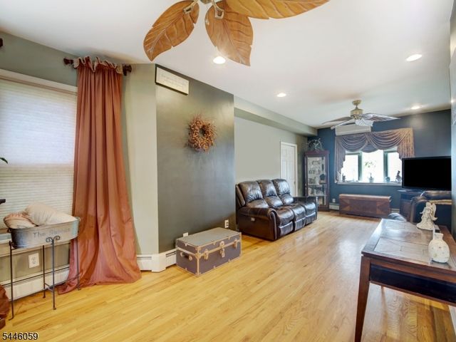 564 Passaic Ave, Kenilworth Boro, NJ 07033