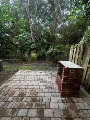 3070 S Red Mangrove Ln S 202-2, Dania Beach, FL 33312