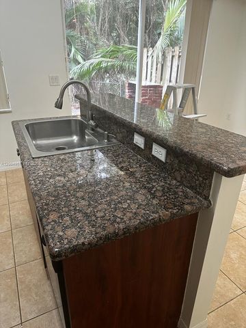 3070 S Red Mangrove Ln S 202-2, Dania Beach, FL 33312