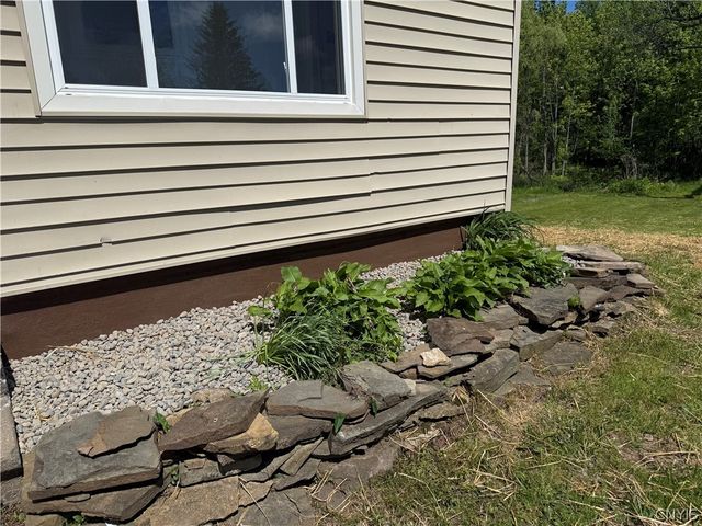 6637 Dix Road, Westmoreland, NY 13440