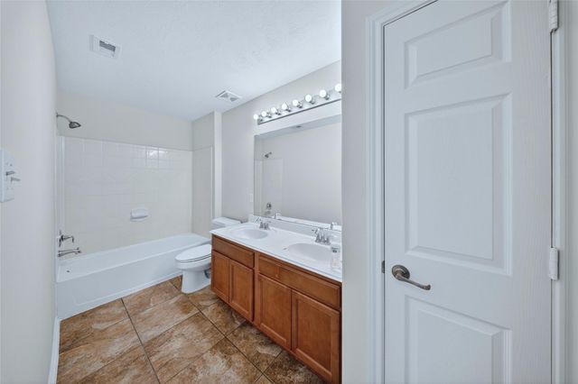 16814 Dunsford Court, Houston, TX 77083