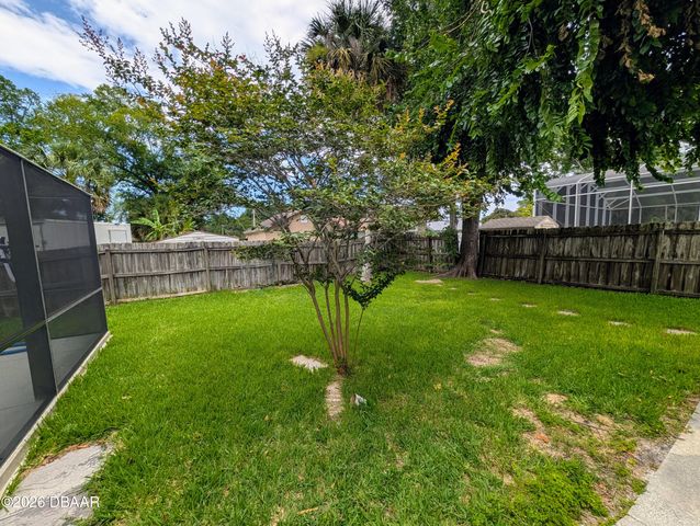 1889 Magnolia Avenue, South Daytona, FL 32119