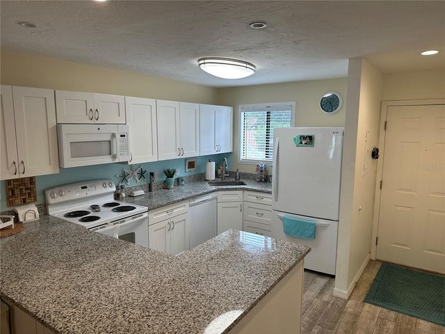 6033 34TH STREET W 71, Bradenton, FL 34210