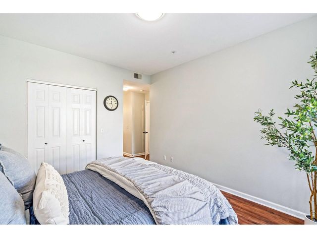 4545 Wheaton Dr H-220, Fort Collins, CO 80525