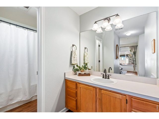4545 Wheaton Dr H-220, Fort Collins, CO 80525