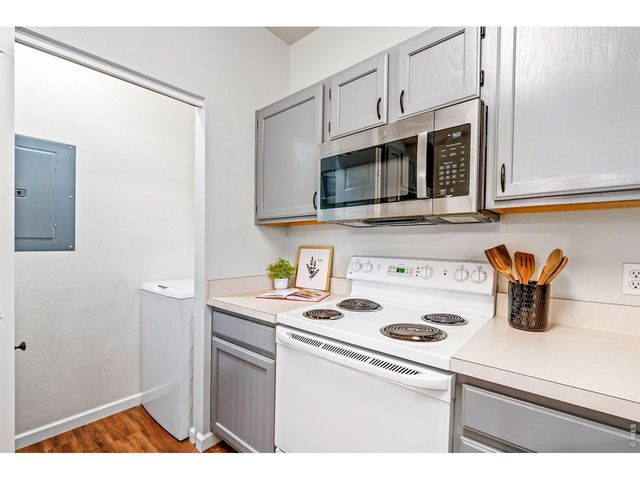 4545 Wheaton Dr H-220, Fort Collins, CO 80525
