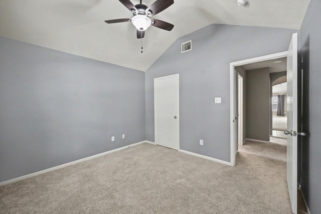 10235 Mills Run Drive, Houston, TX 77070