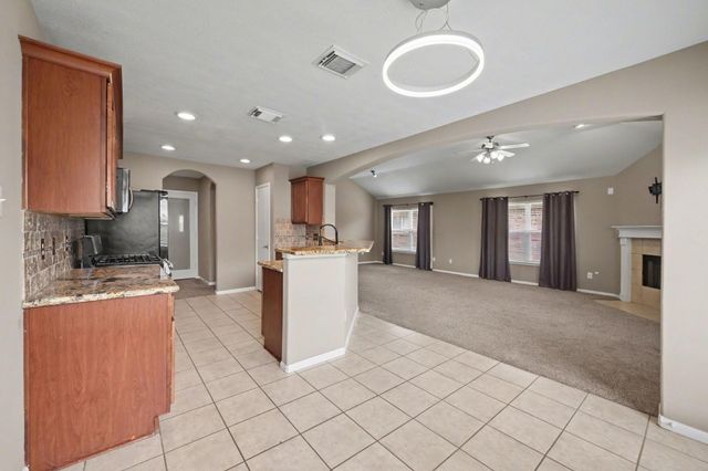 10235 Mills Run Drive, Houston, TX 77070