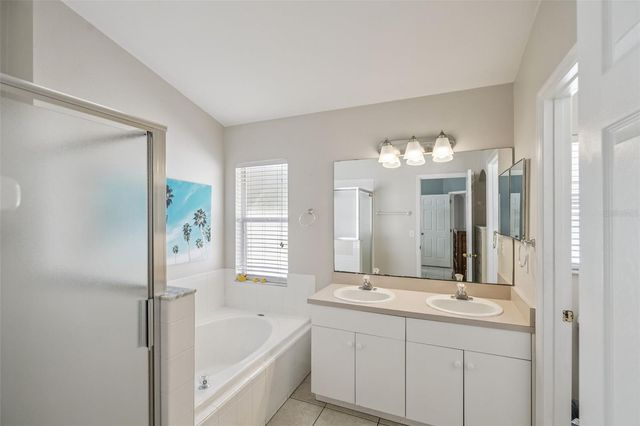 527 DURANGO LOOP STREET, Davenport, FL 33897