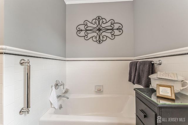 2051 Audubon Avenue, South Plainfield, NJ 07080