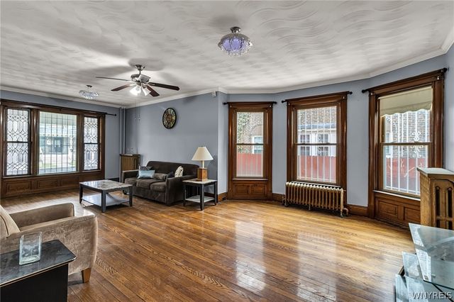 699 Chilton Avenue, Niagara Falls, NY 14301