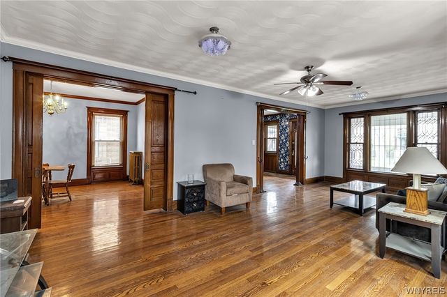 699 Chilton Avenue, Niagara Falls, NY 14301