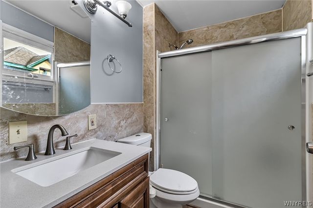 699 Chilton Avenue, Niagara Falls, NY 14301