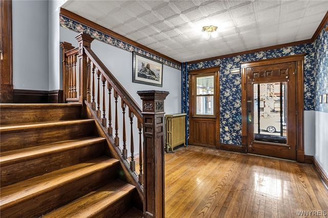 699 Chilton Avenue, Niagara Falls, NY 14301