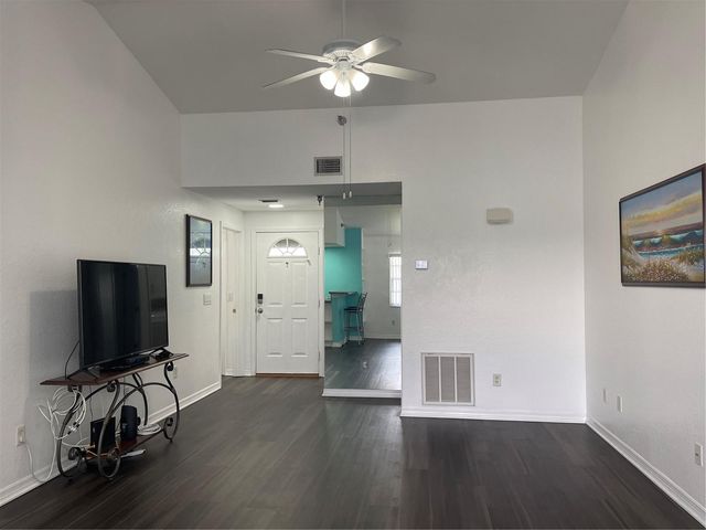 21146 FOUNTAIN VIEW LANE 4303, Lutz, FL 33558