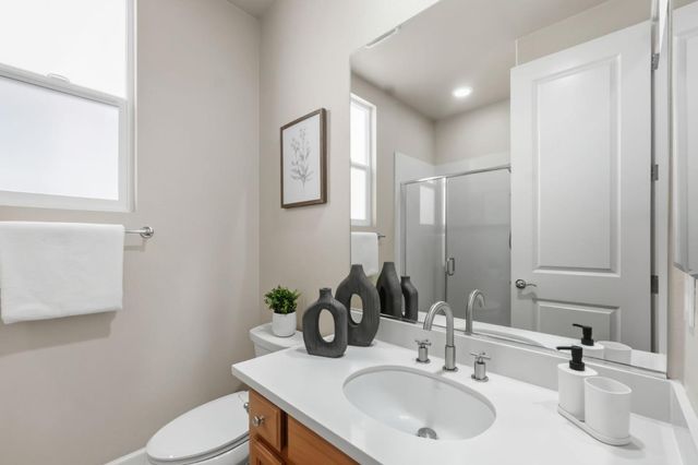 38 Cook Place, Santa Clara, CA 95050