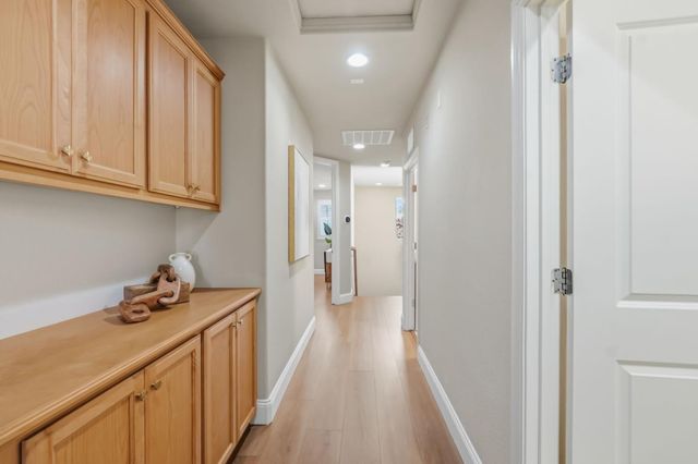 38 Cook Place, Santa Clara, CA 95050