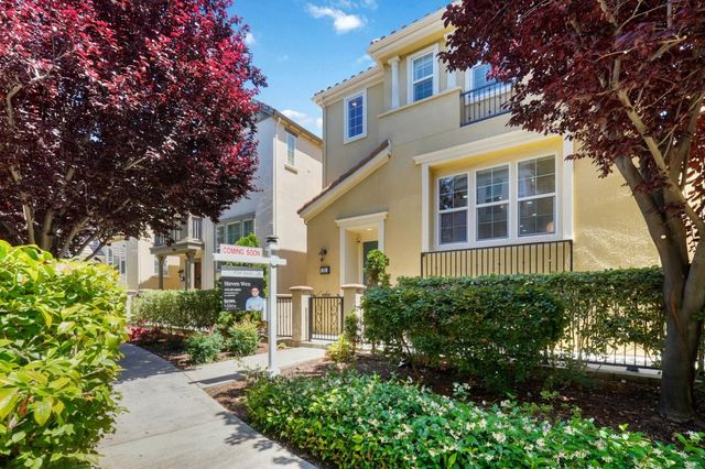 38 Cook Place, Santa Clara, CA 95050