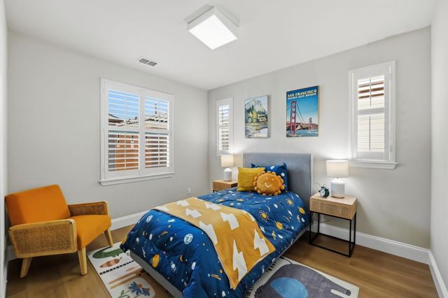 38 Cook Place, Santa Clara, CA 95050