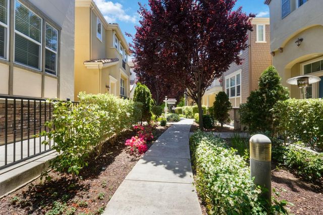 38 Cook Place, Santa Clara, CA 95050