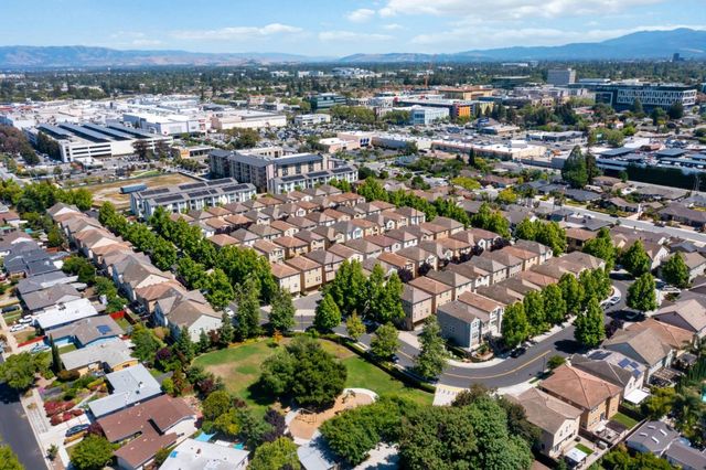 38 Cook Place, Santa Clara, CA 95050