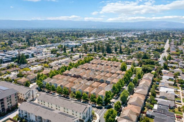 38 Cook Place, Santa Clara, CA 95050