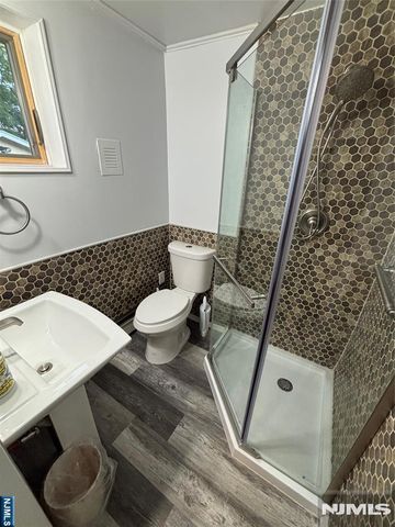 1177 Katherine Street, Teaneck, NJ 07666