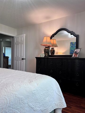 200 Mimosa, Onalaska, TX 77360